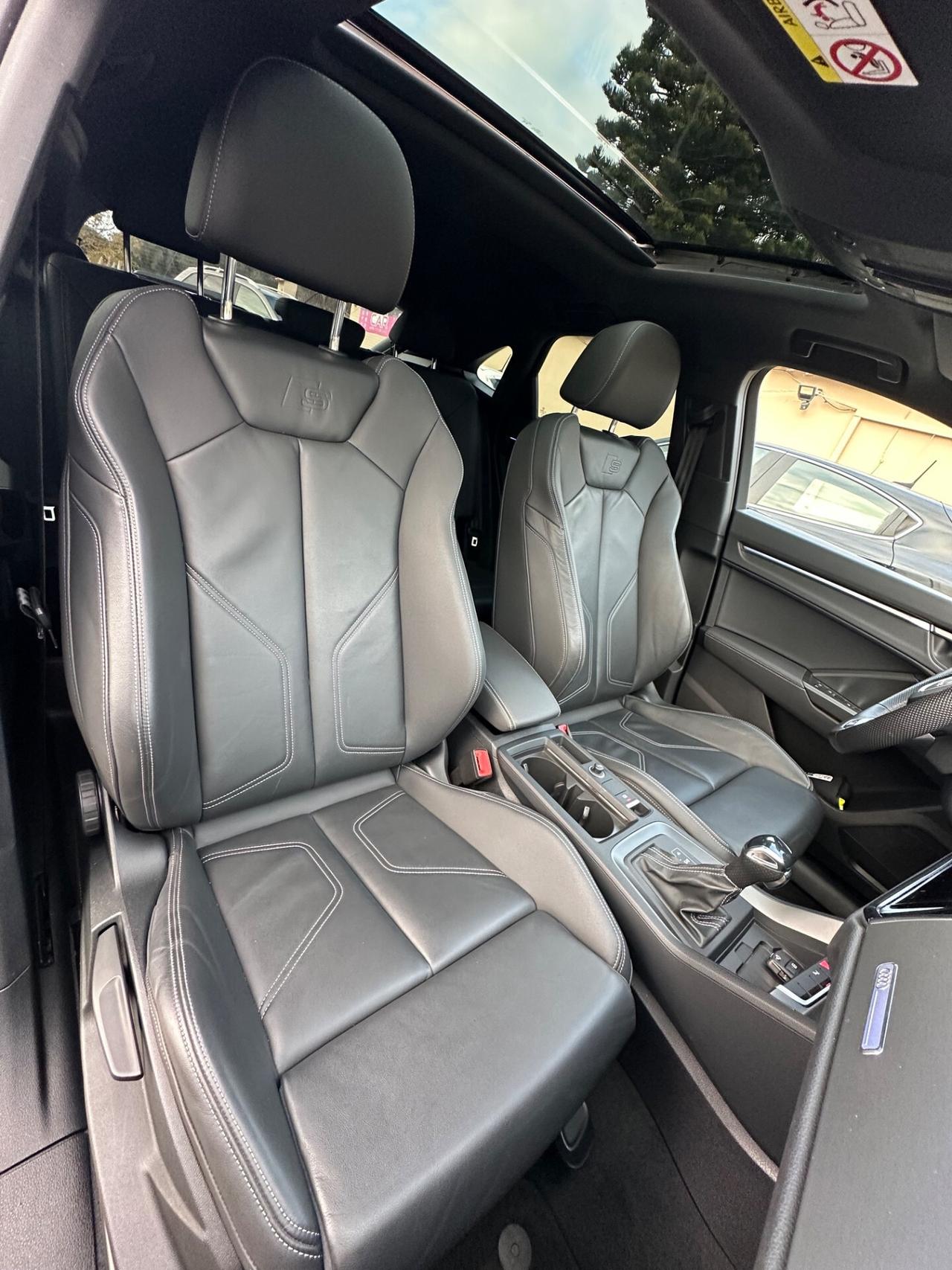 Audi Q3 SPB 40 TDI quattro S tronic Identity Black