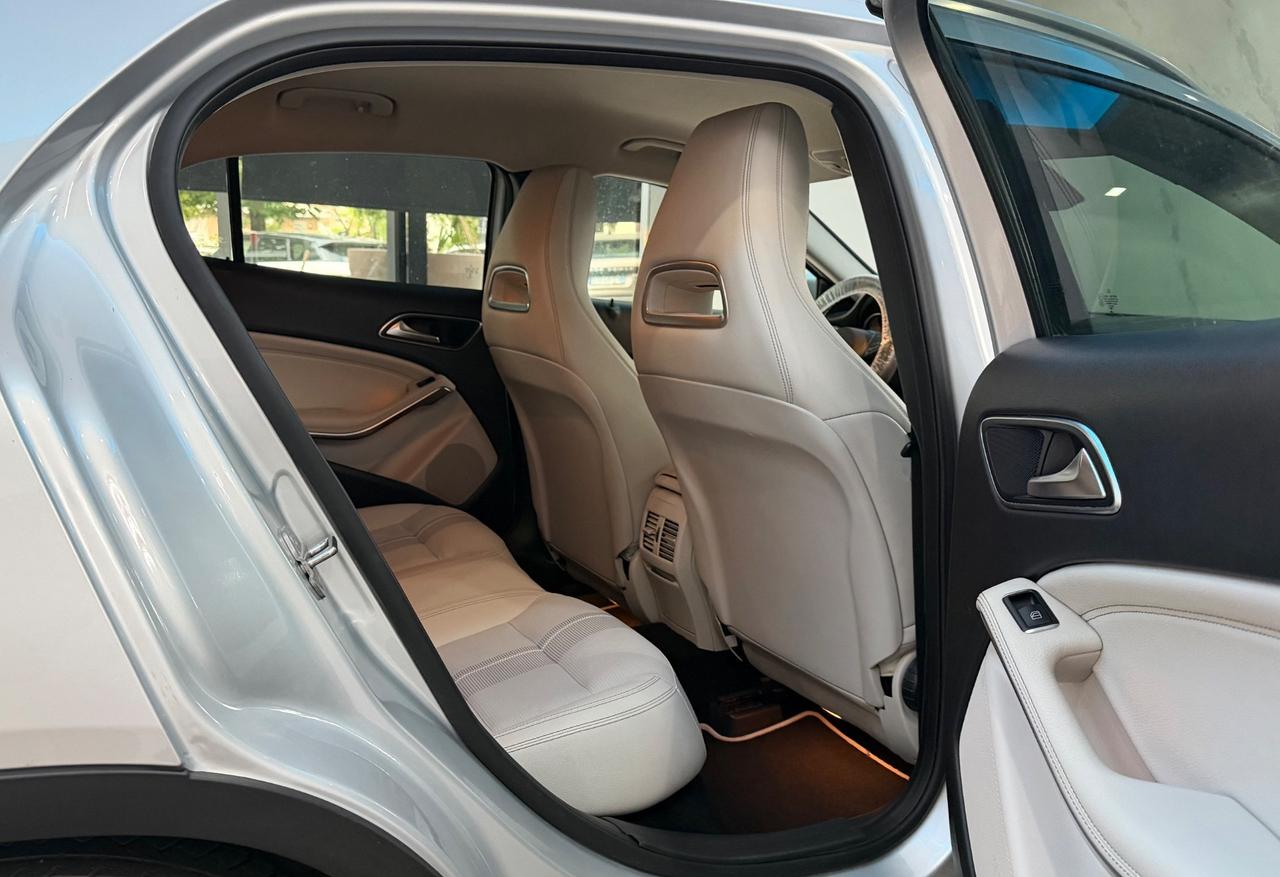 Mercedes-benz GLA 200 d Automatic Premium