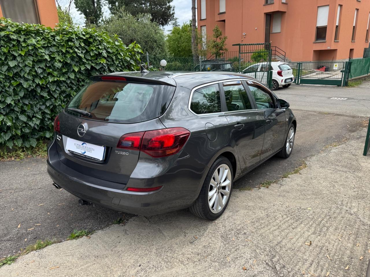 Opel Astra 1.4 Turbo 140CV Sports Tourer Cosmo