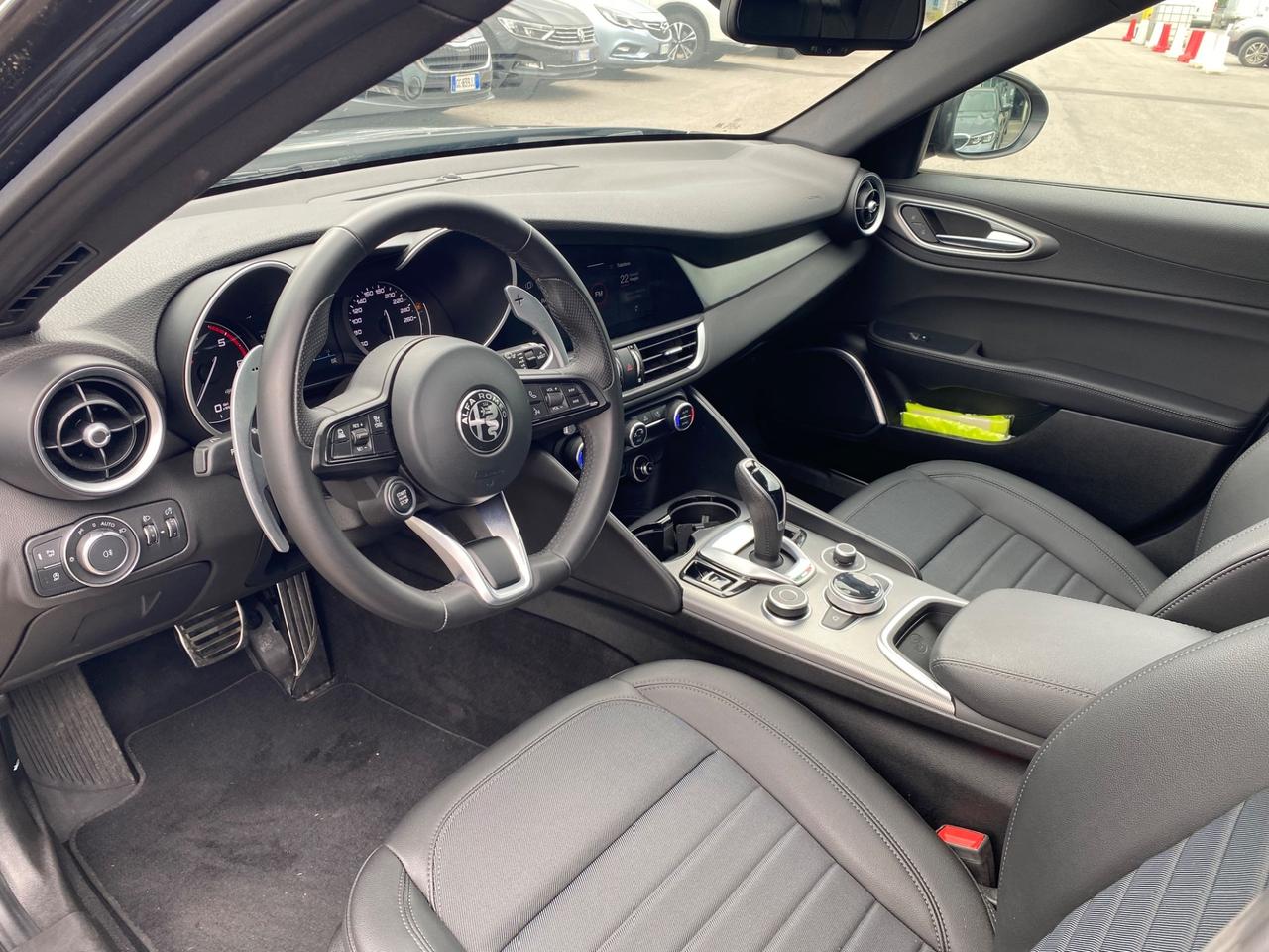 Alfa Romeo Giulia 2.2 190 CV AT8 Sprint Total Black