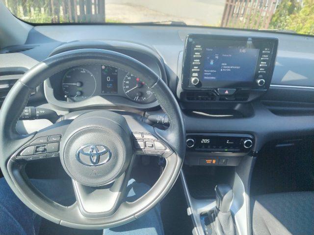 TOYOTA Yaris 1.5 Hybrid 5 porte Business