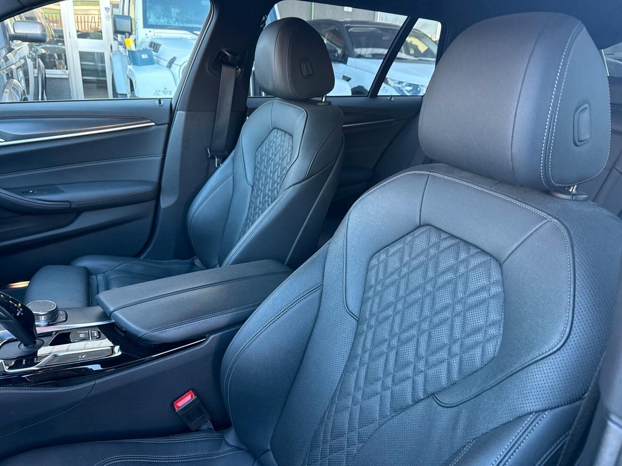 BMW 520 Touring LCI 520d mhev 48V Msport auto SERVICE IN BMW