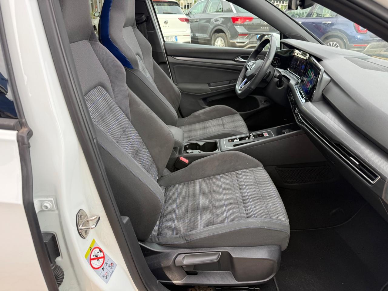 Golf 1.4 Plug-In Hybrid DSG GTE 245 CV
