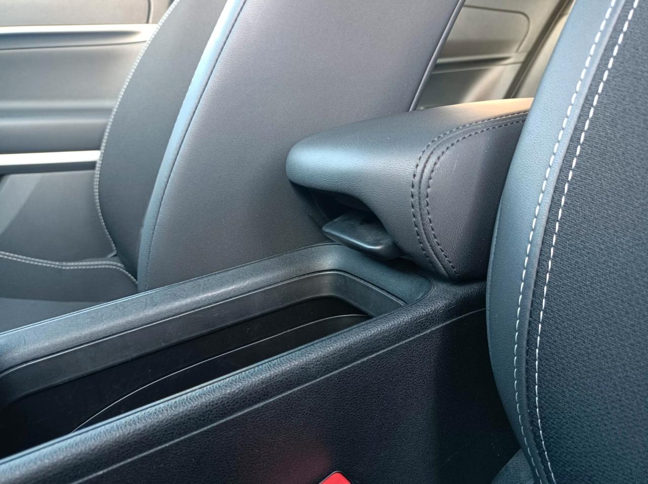 Jeep Avenger 1.2 Turbo 100 CV Altitude