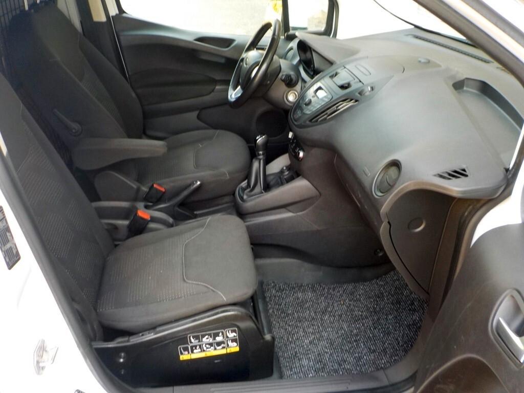 Ford Transit Courier 1.5 TDCi 75CV Van Trend - Autocarro 2 posti