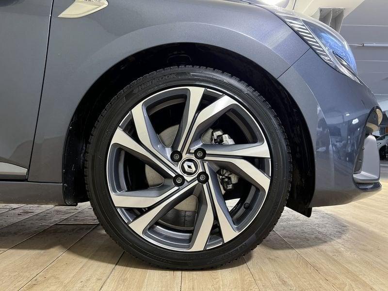 Renault Clio E-Tech Hybrid 1.6 Hybrid E-TECH 145 RS LINE