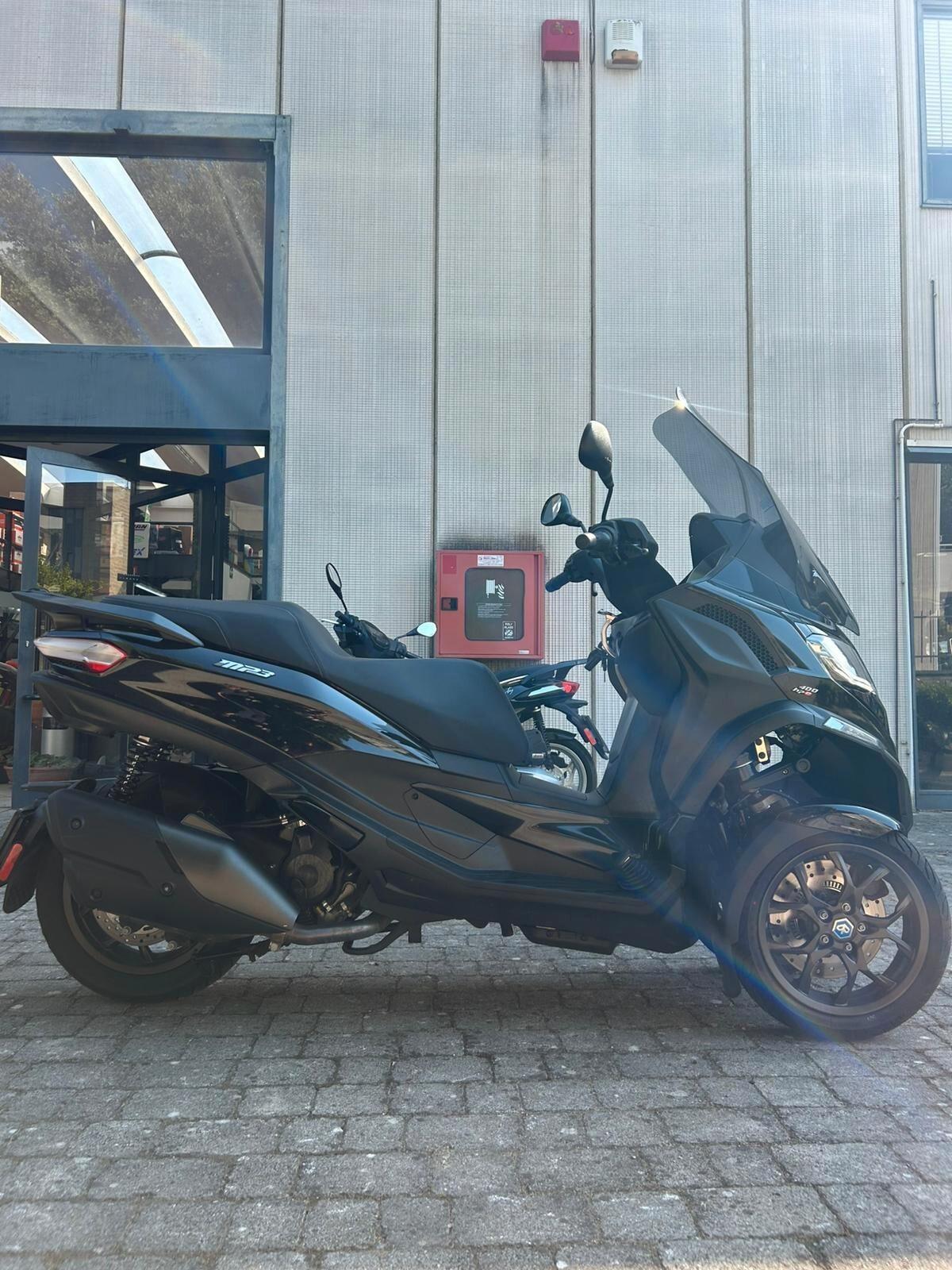 Piaggio MP3 400 hpe