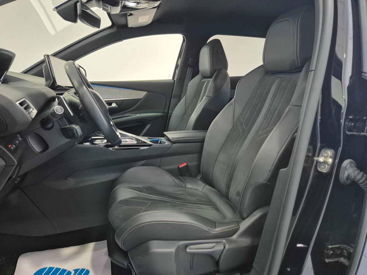 Peugeot 3008 Peugeot 3008 PureTech 1.6 Turbo 180 EAT8 GT Pack