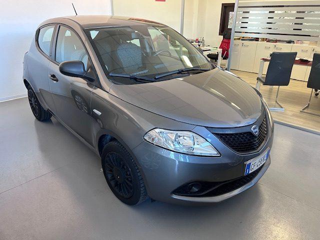 LANCIA Ypsilon 1.0 FireFly 5 porte S&S Hybrid Ecochic Gold