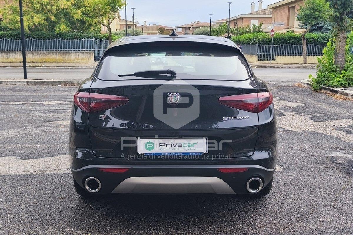 ALFA ROMEO Stelvio 2.2 Turbodiesel 180 CV AT8 Q4 Business