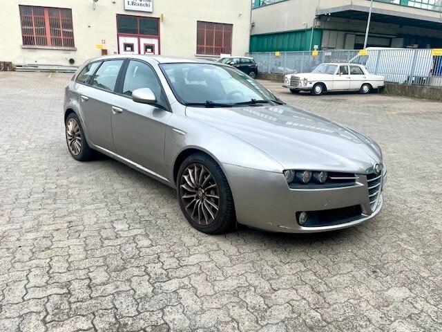 Alfa Romeo 159 2.0 JTDm Sportwagon Distinctive