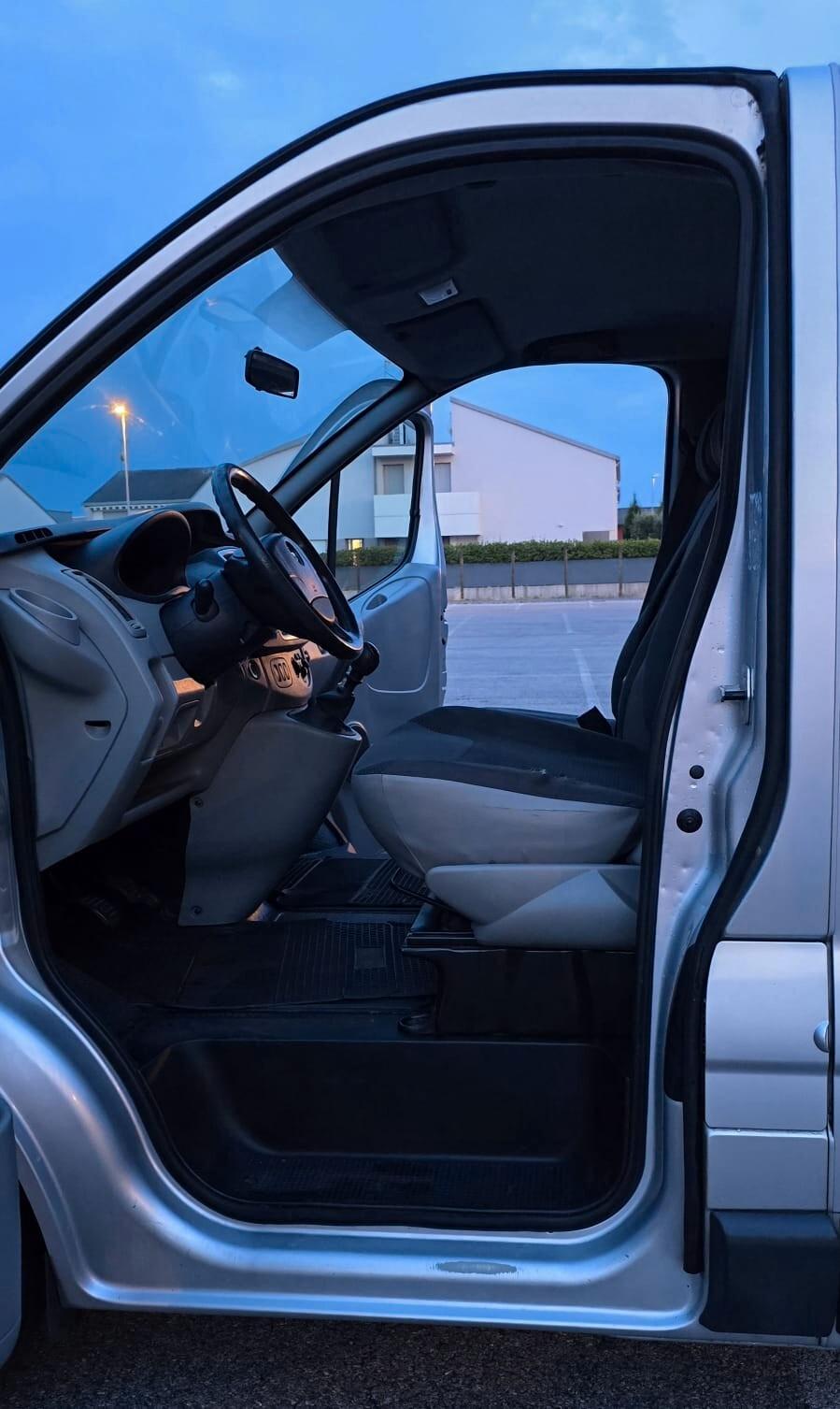 Opel Vivaro 29 2.0 CDTI 120CV PC-TN Combi 9 posti Fap