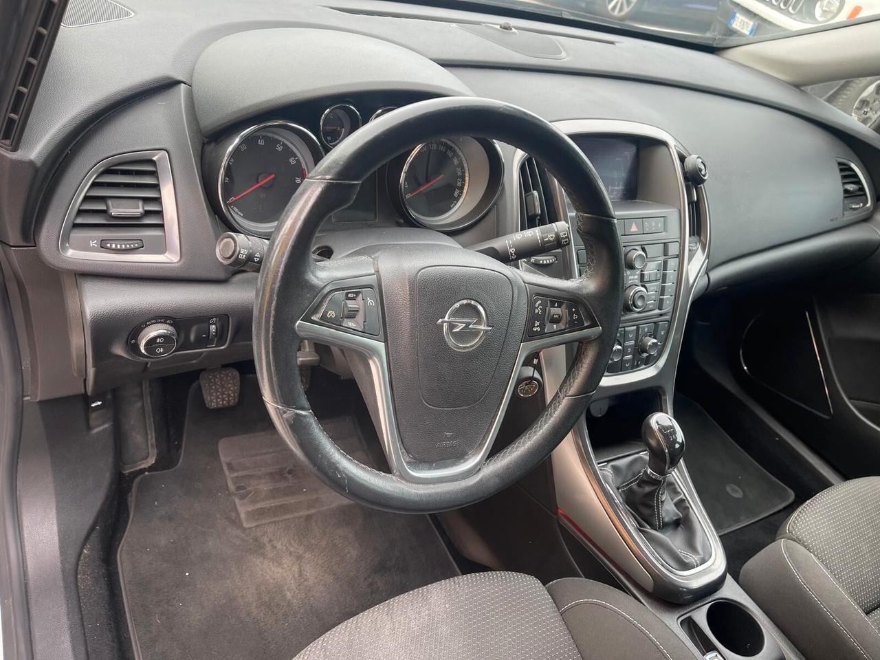 Opel Astra 1.4 Turbo 140CV 5 porte Cosmo