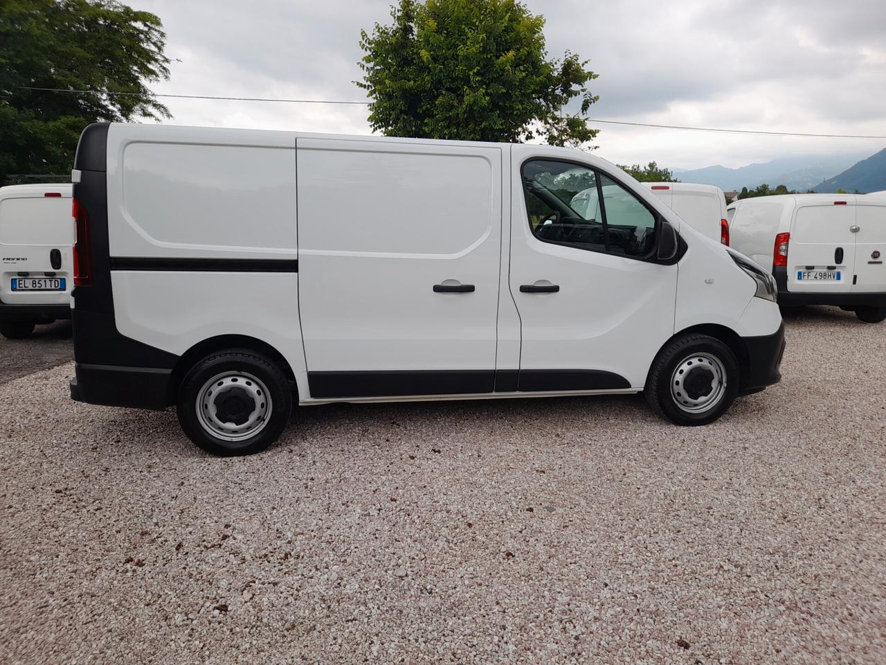 Renault Trafic T27 2.0 dCi 120CV PC-TN Furgone Ice
