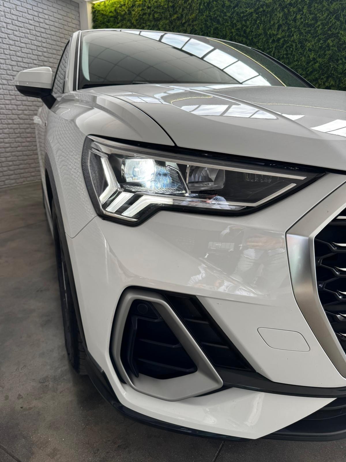 Audi Q3 35 TDI S tronic line edition