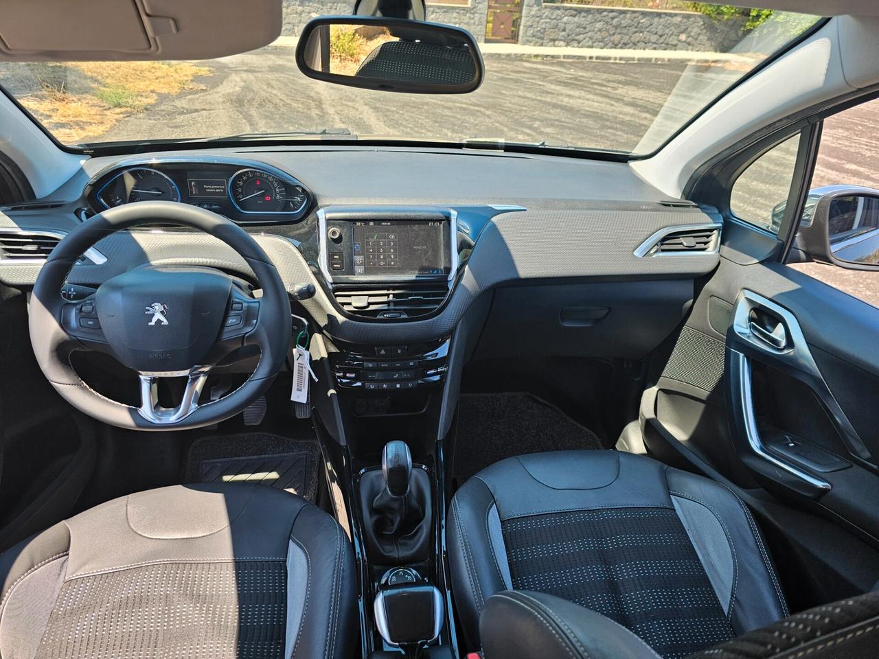 Peugeot 2008 BlueHDi 100 Allure