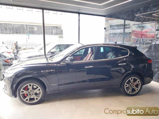 MASERATI Levante V6 AWD Gransport 37.000km