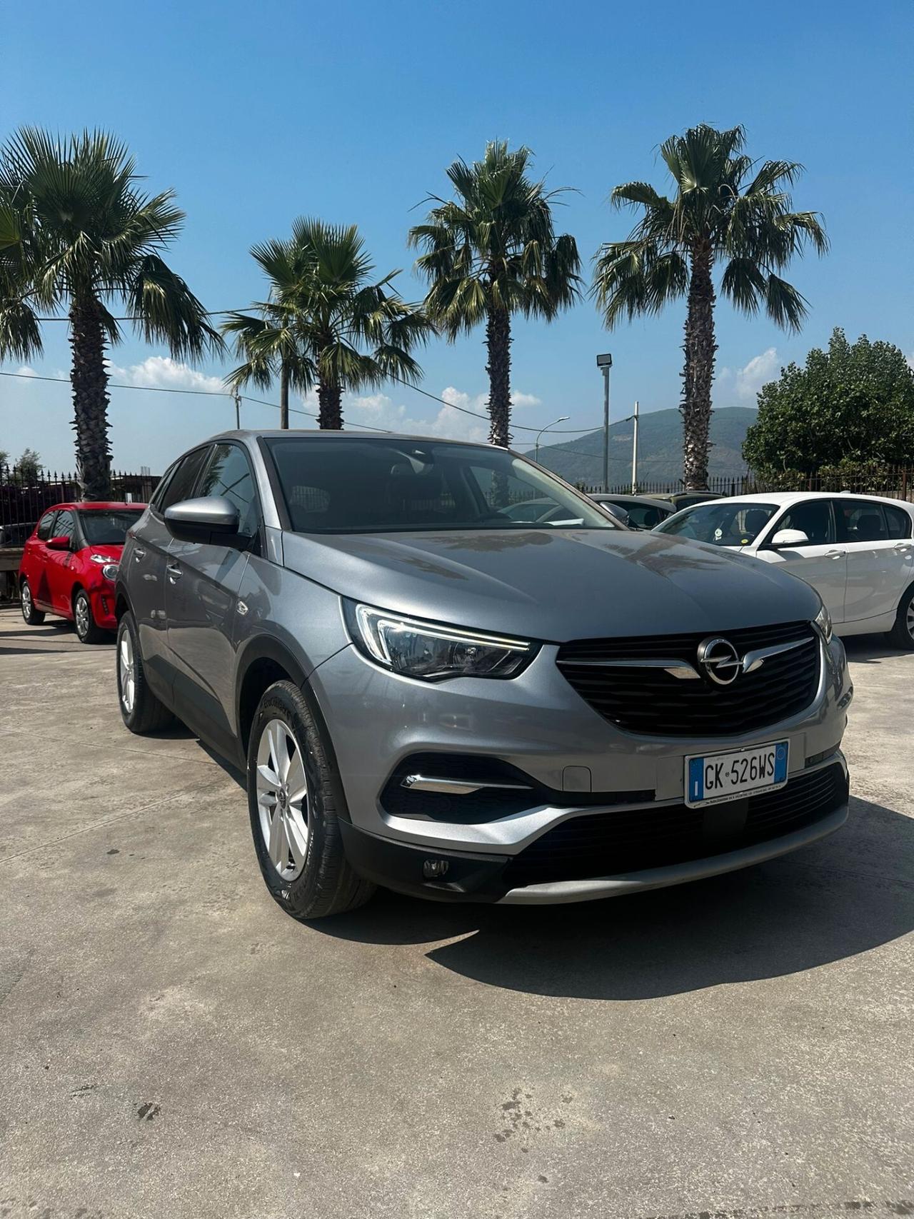 Opel Grandland 1.5 diesel 131cv