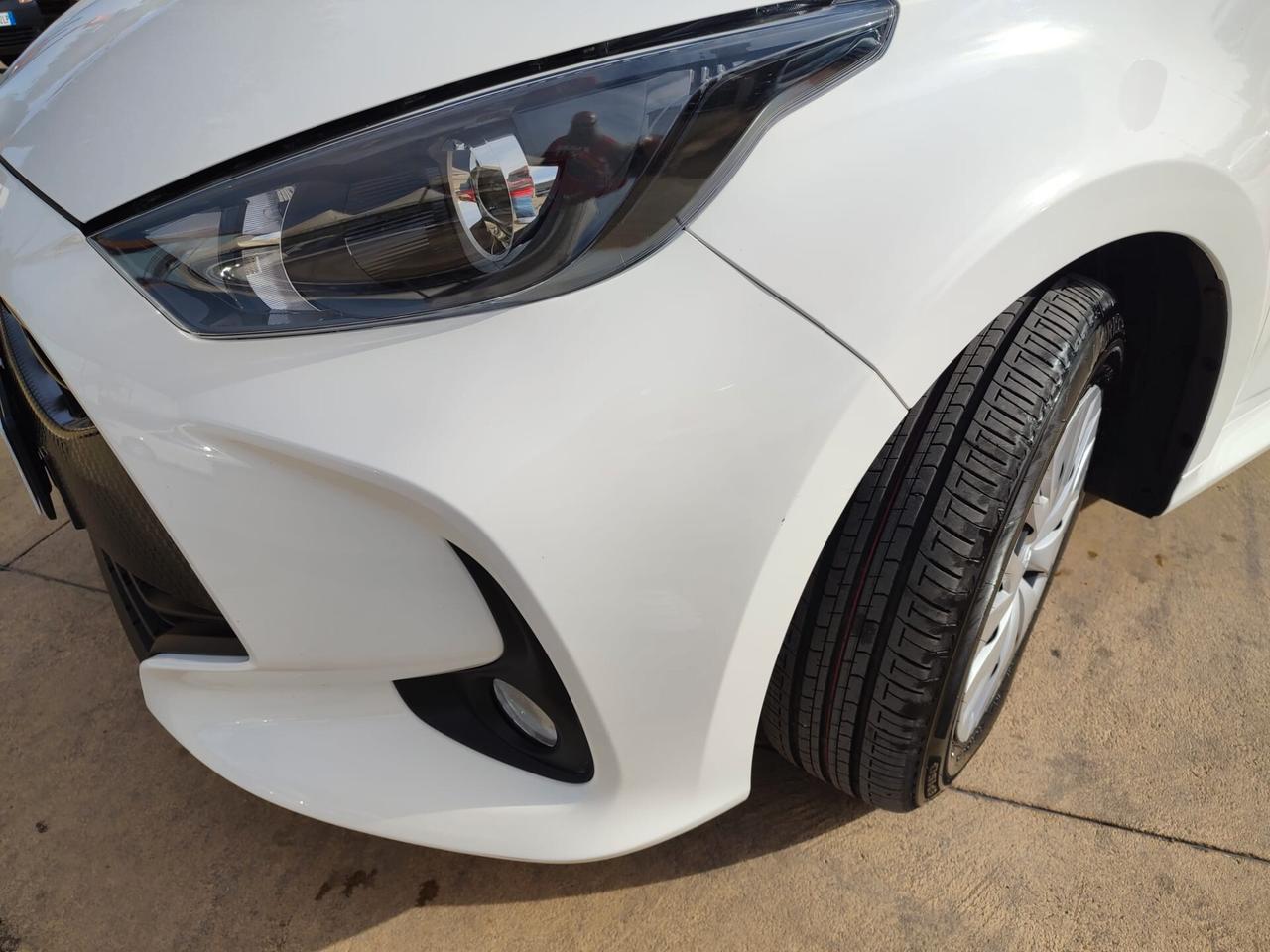 Toyota yaris 1.5 hybrid 116 cv active