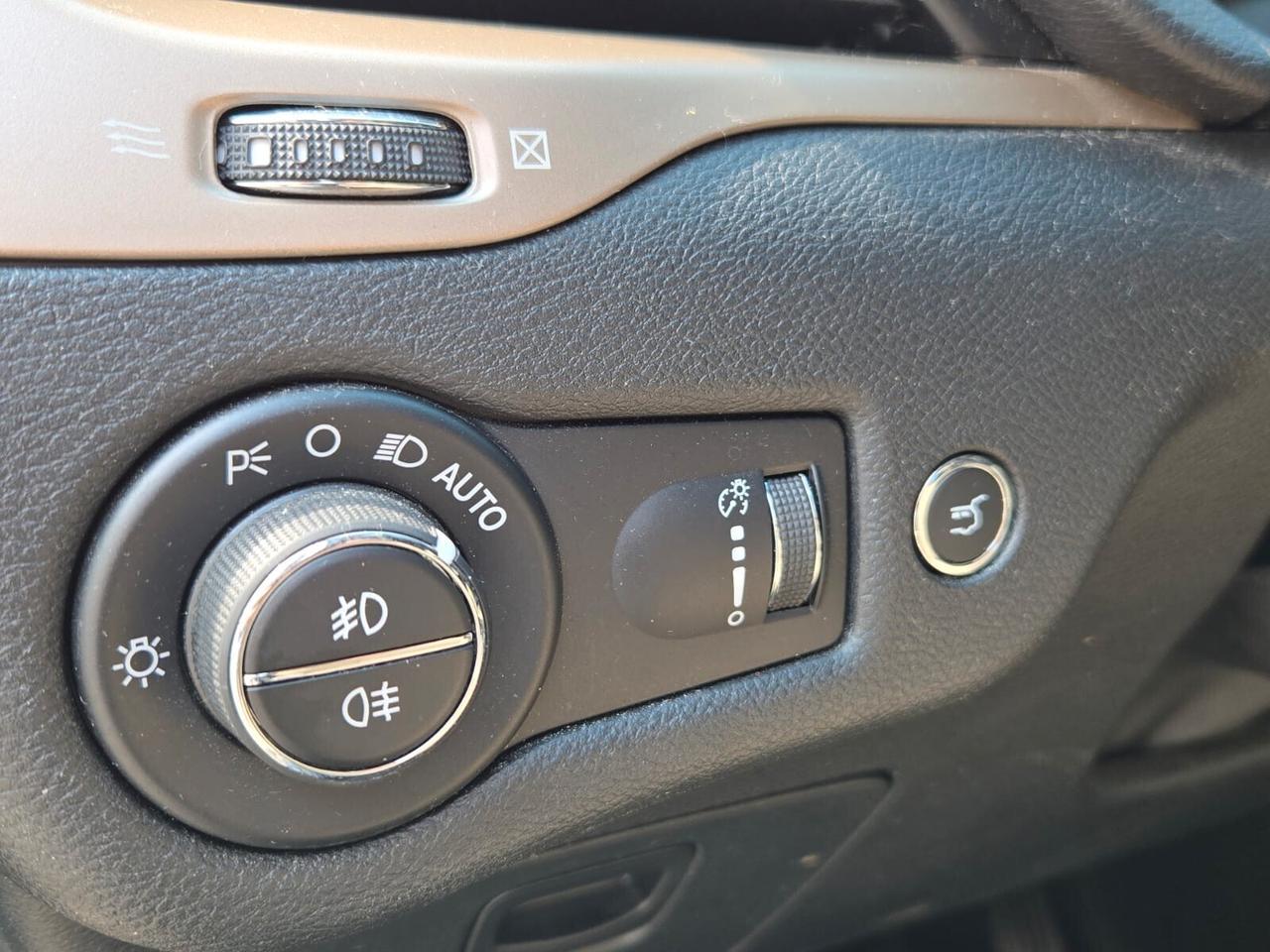 JEEP CHEROKEE 75° anniversario full optional con tetto.