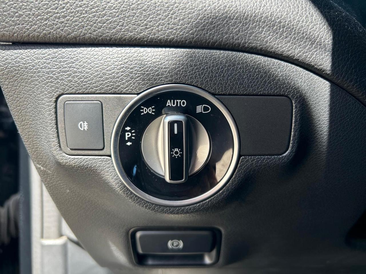 Mercedes-benz CLA 200 d 4Matic Automatic Premium AMG
