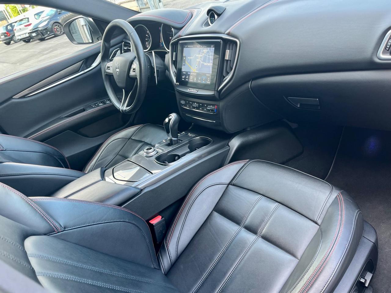 Maserati Ghibli V6 Diesel 275 CV GranSport