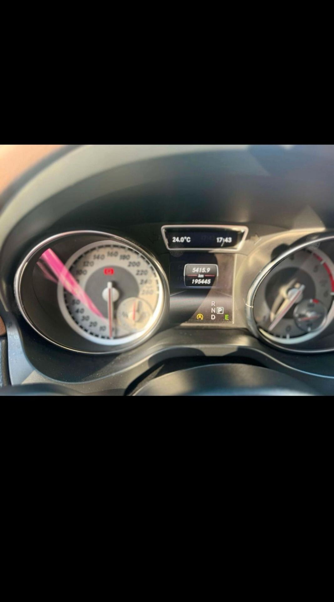 Mercedes-benz GLA 200 d Automatic Premium