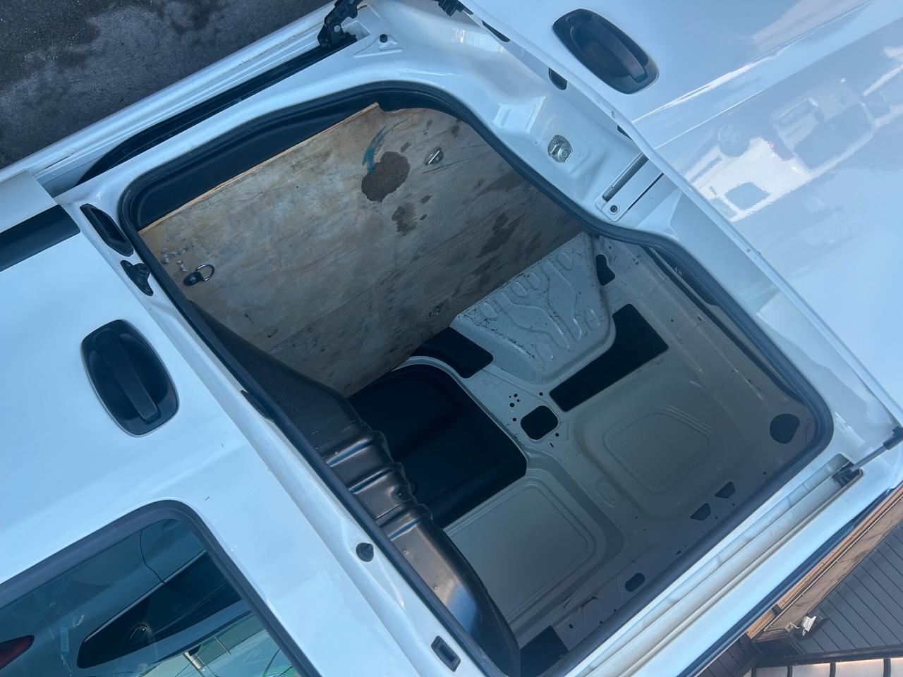 Fiat Doblo Doblò 1.6 MJT 105CV S&S PC-TN Cargo Business