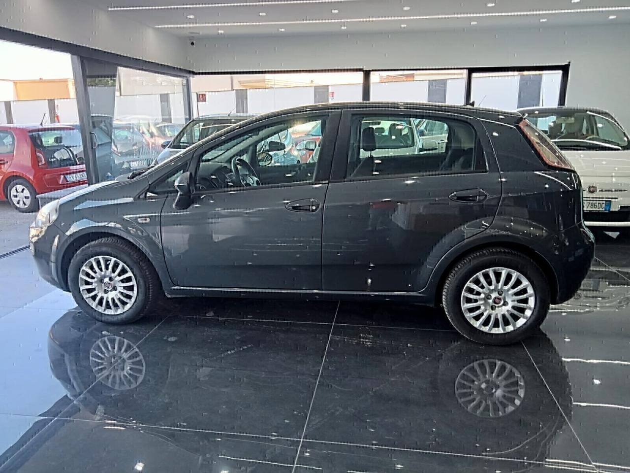 Fiat Punto 1.2 8V 5 porte 1 PROPRIETARIO