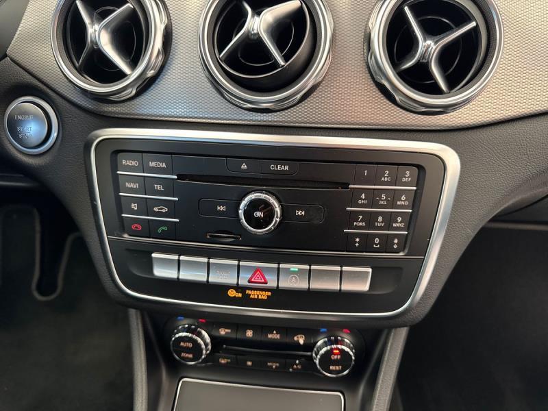 Mercedes GLA 180 180 Sport 7G-DCT