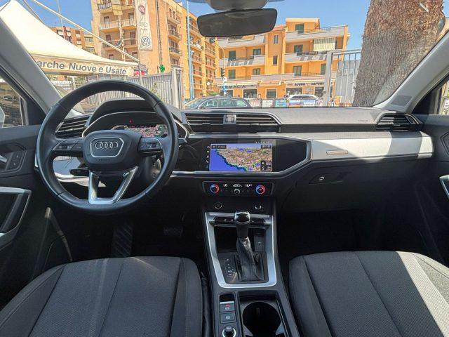 AUDI Q3 35 TDI S tronic Business Advanced