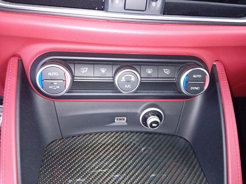 Alfa Romeo Stelvio 2.9 Bi-Turbo V6 510 CV AT8 Quadrifoglio