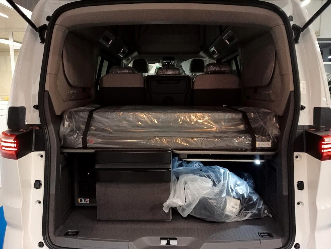 Volkswagen T7 California BEACH CAMPER 360° GANCIO NUOVO IN PRONTA CONSEGNA T6.1