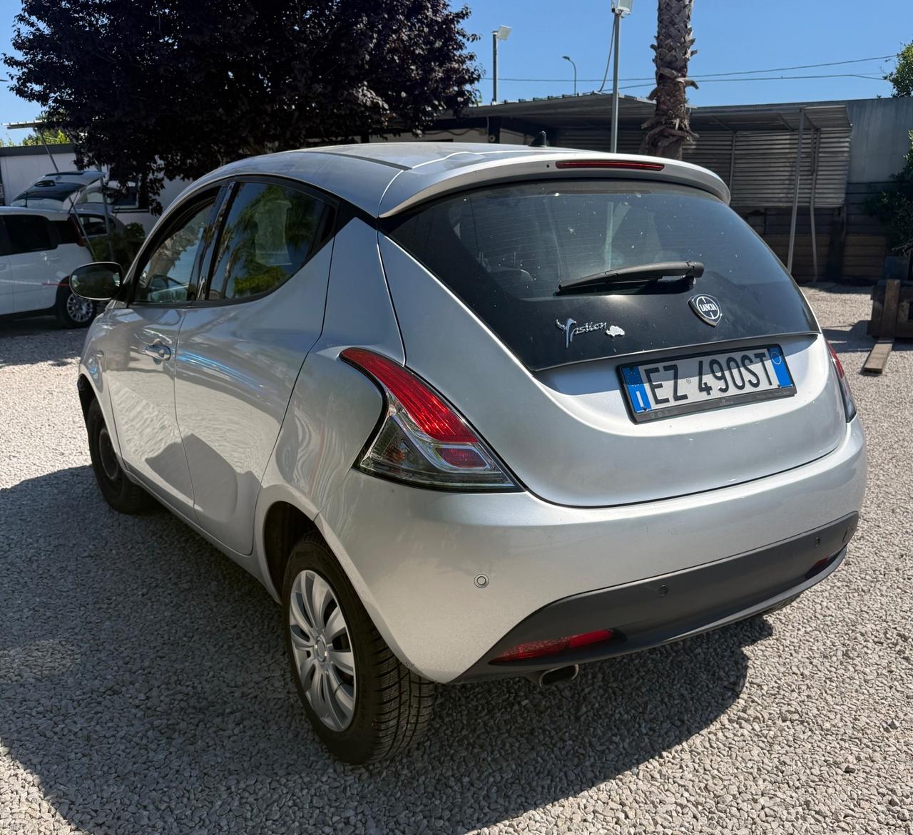 Lancia Ypsilon 1.2 69 CV 5 porte Elle