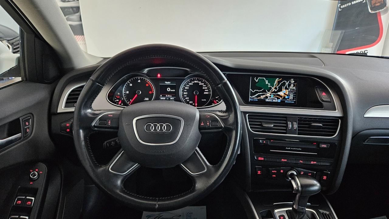 Audi A4 Avant 2.0 TDI 150 CV Automatica Gancio Traino