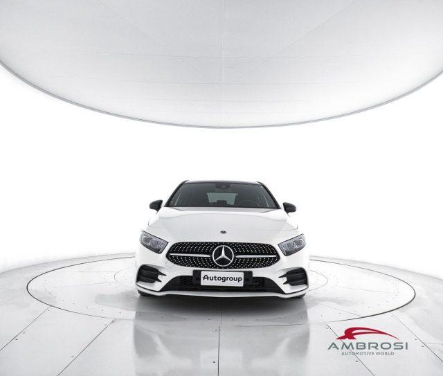 MERCEDES-BENZ CLA sse A 180 d Premium Auto