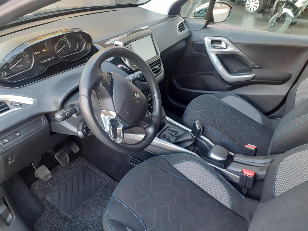 Peugeot 2008 PureTech 82 Allure