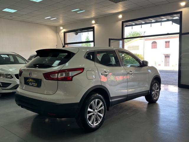 NISSAN Qashqai 1.6 dCi 2WD*CAMBIO AUTO*