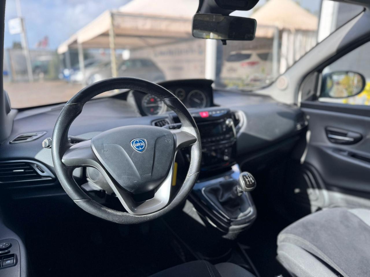 Lancia Ypsilon 1.3 MJT 16V 95 CV 5p. S&S Platinum