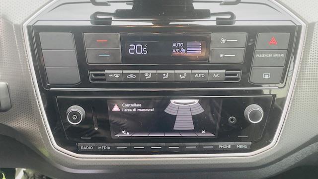 VOLKSWAGEN up! 1.0 75cv 5p. high up!