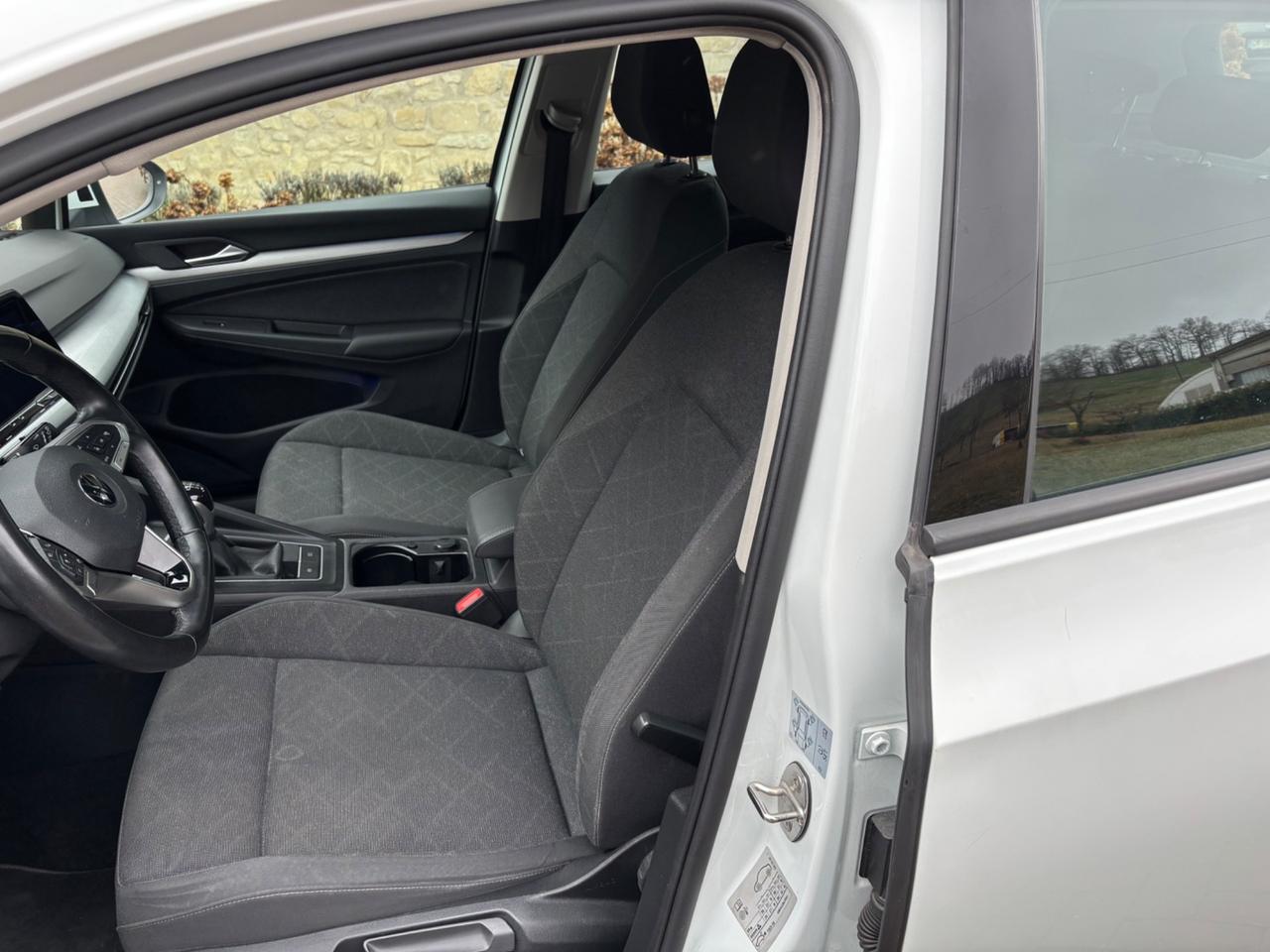 Volkswagen Golf 1.0 TSI EVO Life 7 ANNI DI GARANZIA