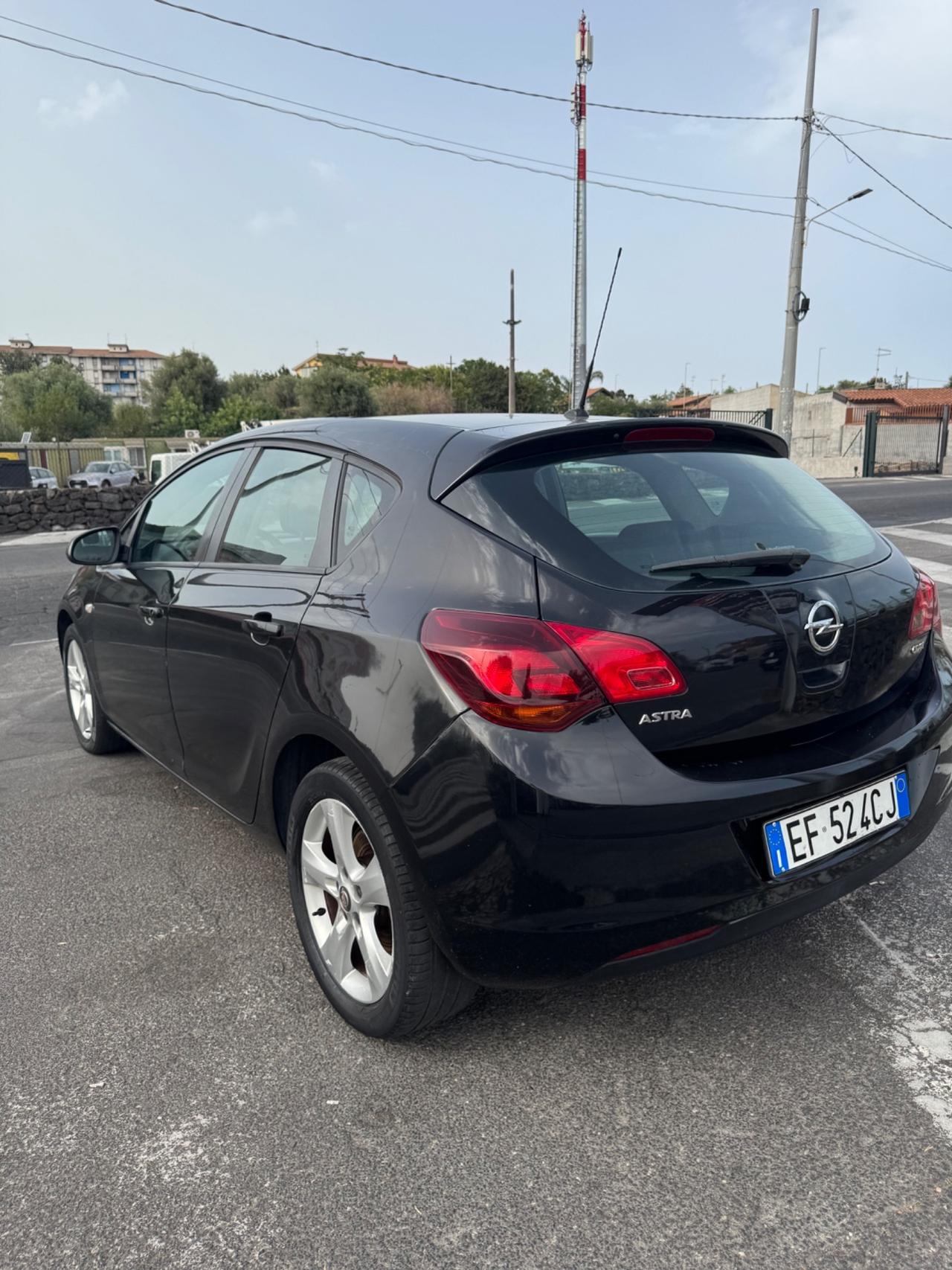 Opel Astra 1.7 CDTI 110CV Station Wagon Cosmo