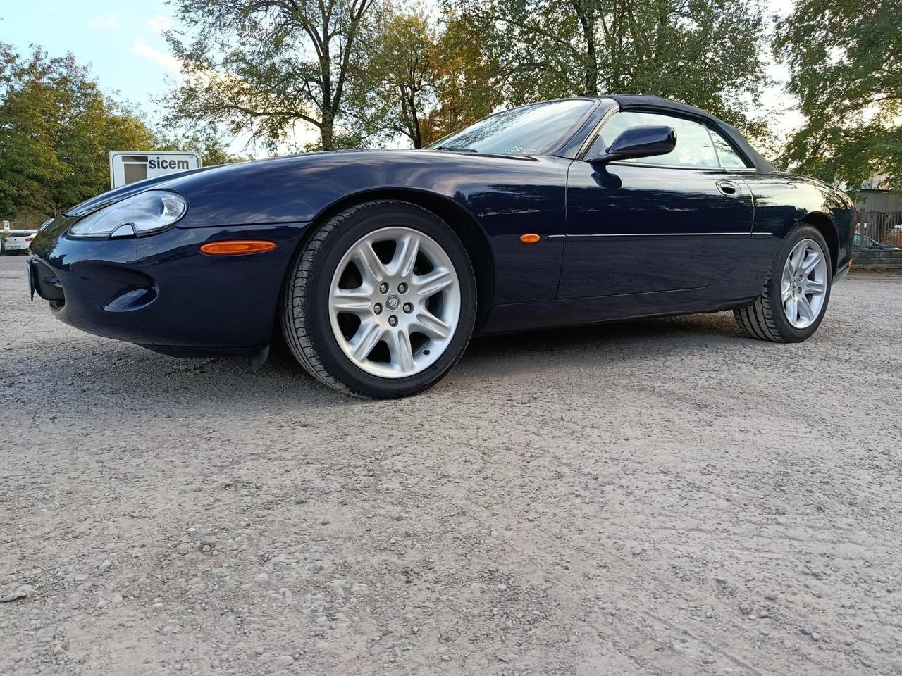 Jaguar XK8 Cabrio