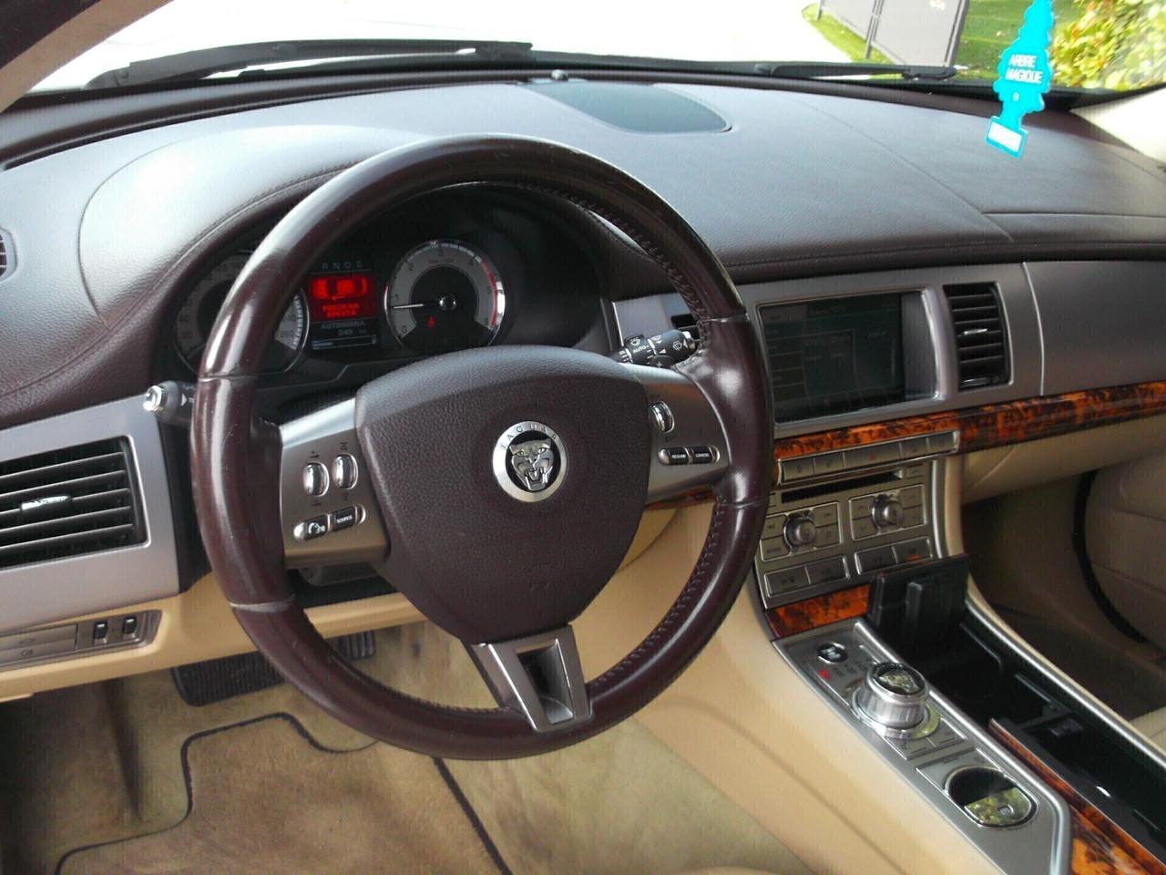 Jaguar XF 2.7 Tdi Luxury Full 2008