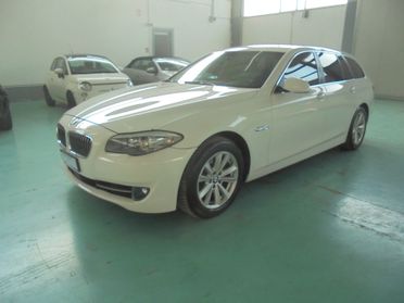 Bmw 525 525d xDrive Touring auto NAVI XENON