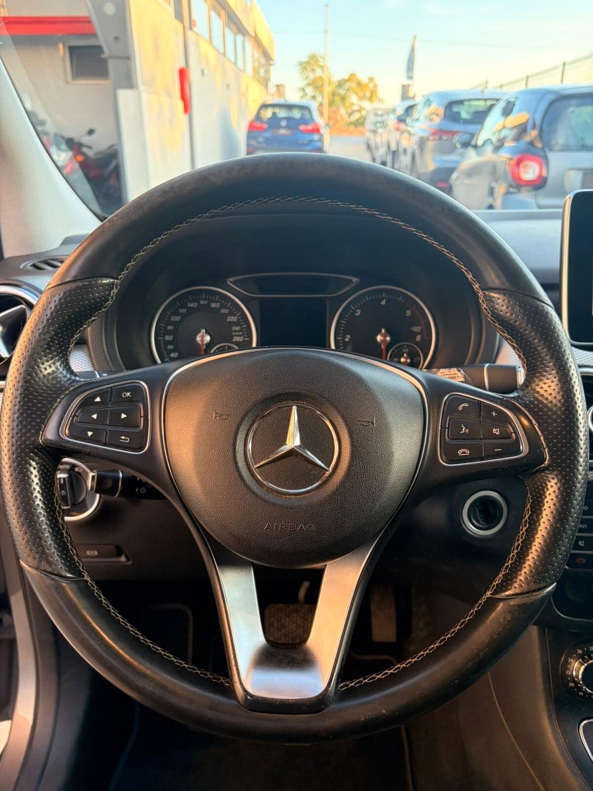 Mercedes-benz B 180 d Automatic Executive