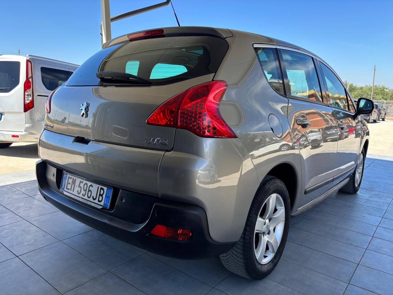 Peugeot 3008 1.6 HDi 112CV Allure
