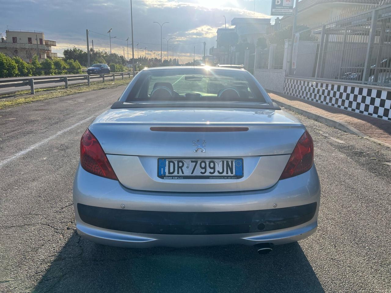 Peugeot 207 1.6 HDi 110CV CC 2008