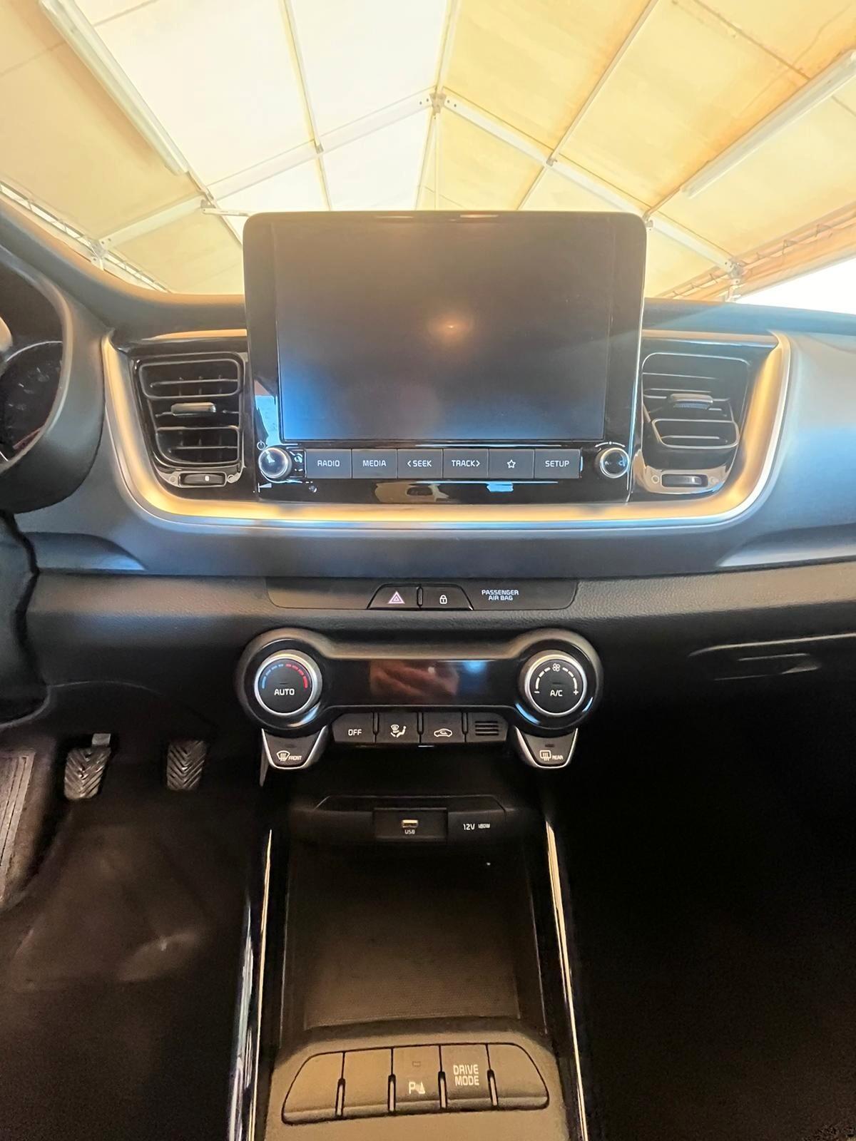 Kia Stonic 1.0 T-GDi 100 CV MHEV iMT Style
