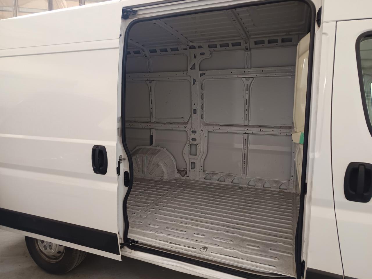 Citroen Jumper 33 BlueHDi 120 S&S PC-TN Furgone
